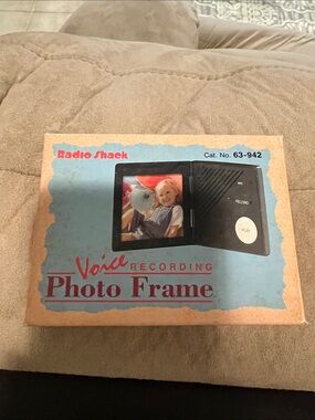 RadioShack Black Voice Recording Photo Frame - Portable Digital Voice Recorder